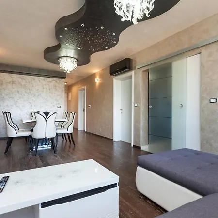 Apartment Teo